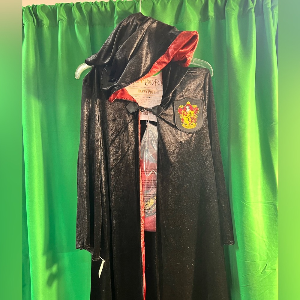 Halloween costume Harry Potter Hog Warts deluxe child’s costume - Picture 5 of 16